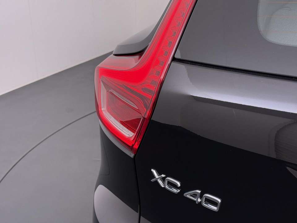 Volvo XC40 - Imagem 2