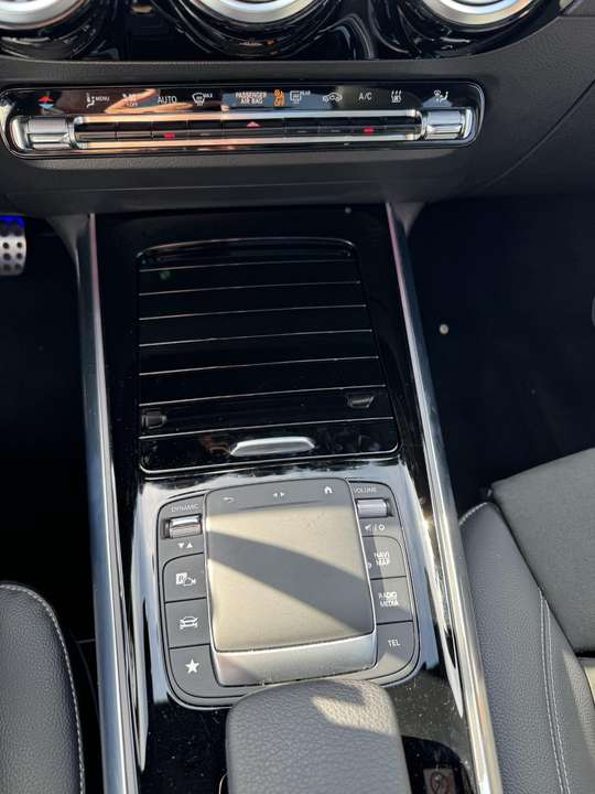 Mercedes-Benz B 250 - Imagem 17