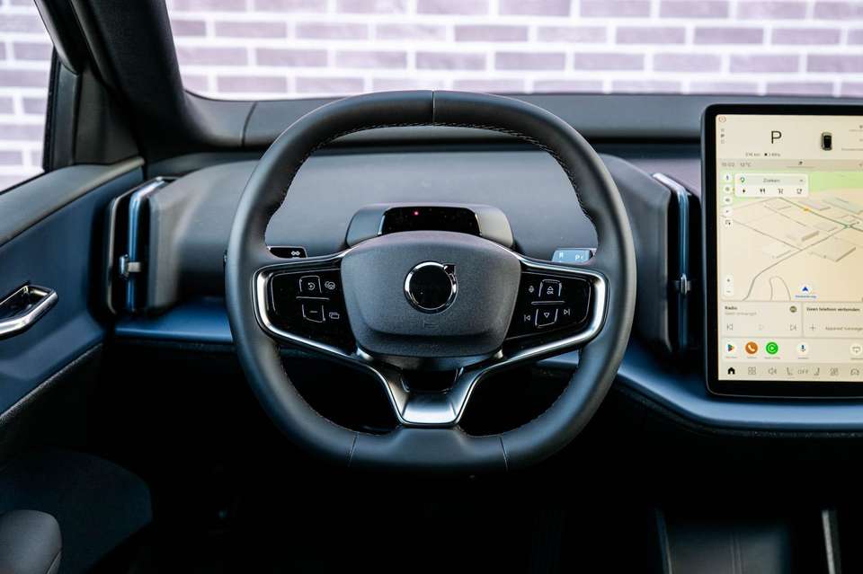 Volvo EX30 - Imagem 2