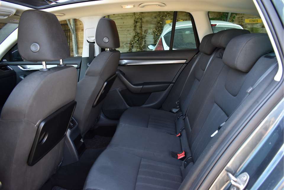 Skoda Octavia - Imagem 11