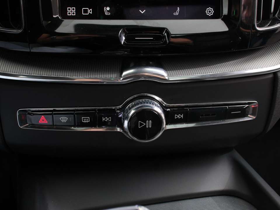 Volvo XC60 - Imagem 12