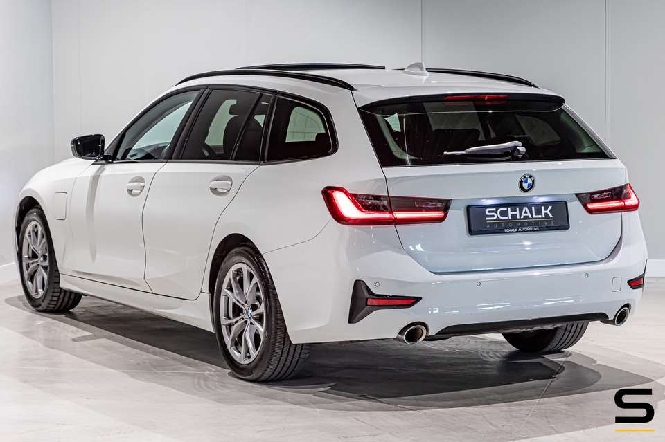 BMW 330 - Imagem 2