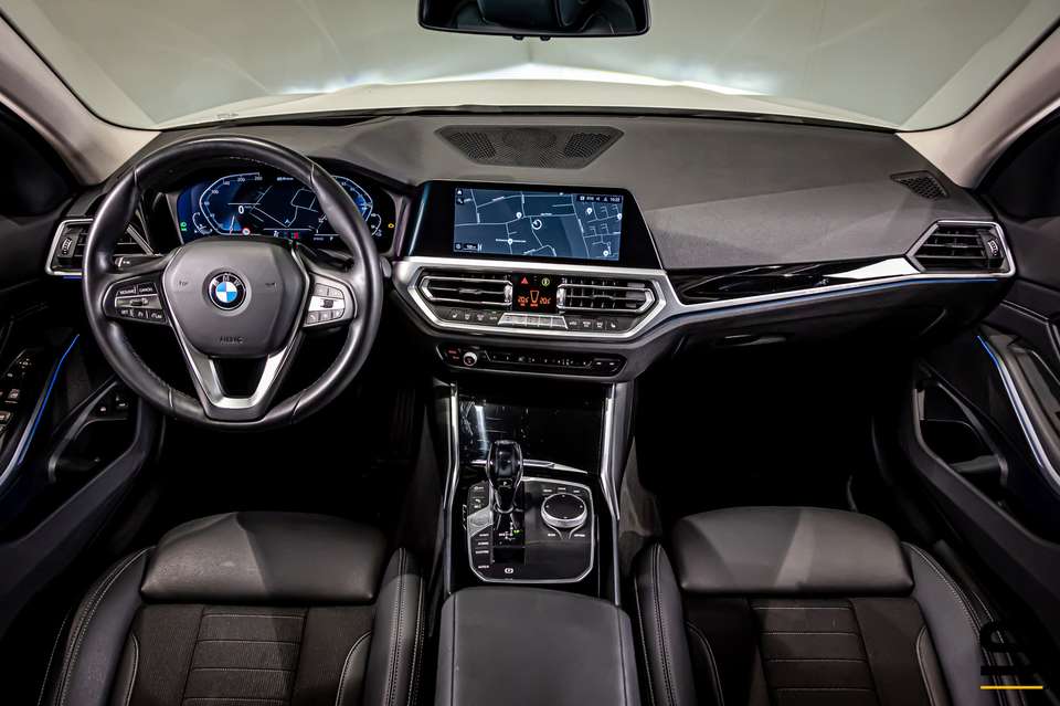 BMW 330 - Imagem 5