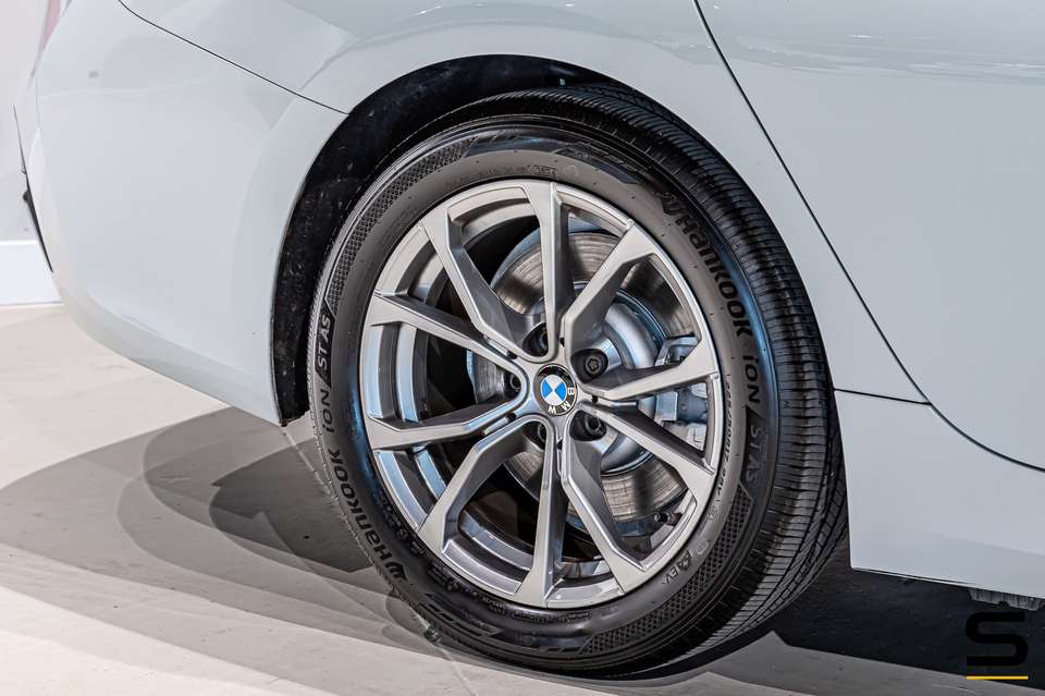 BMW 330 - Imagem 11