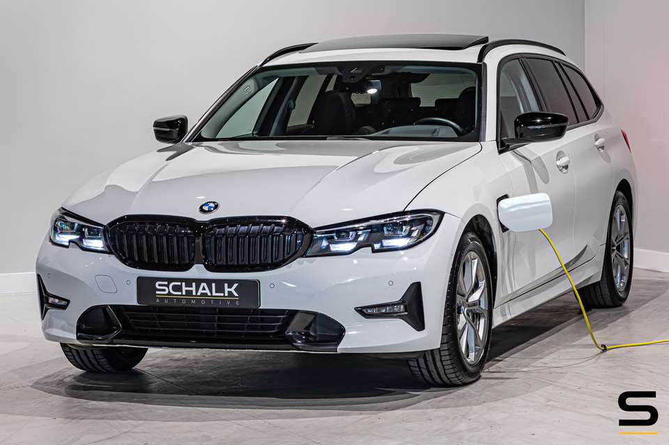 BMW 330 - Imagem 14