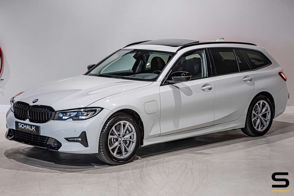 BMW 330 - Imagem 16