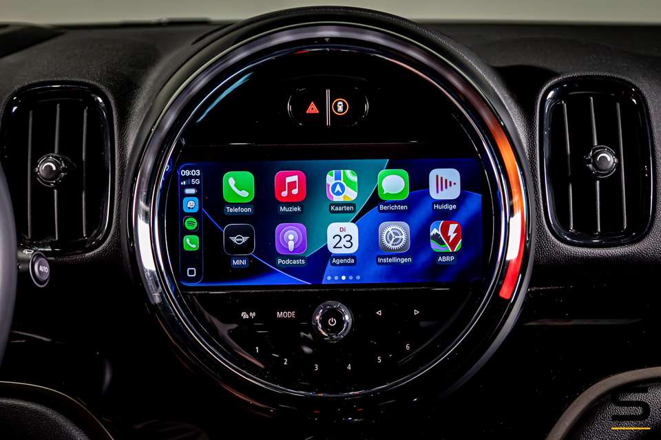 MINI Cooper SE Countryman - Imagem 11
