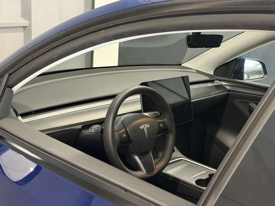 Tesla Model Y - Imagem 3