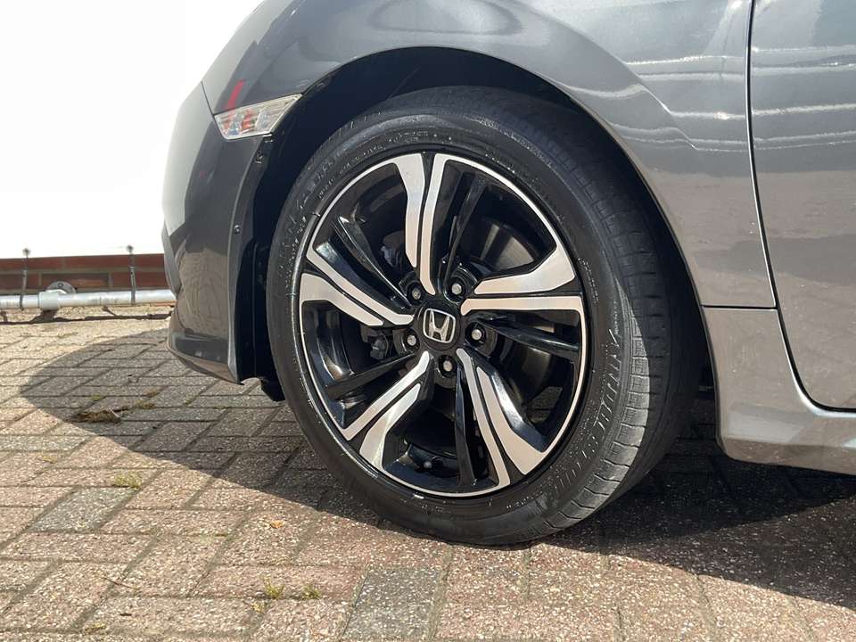 Car picture 11