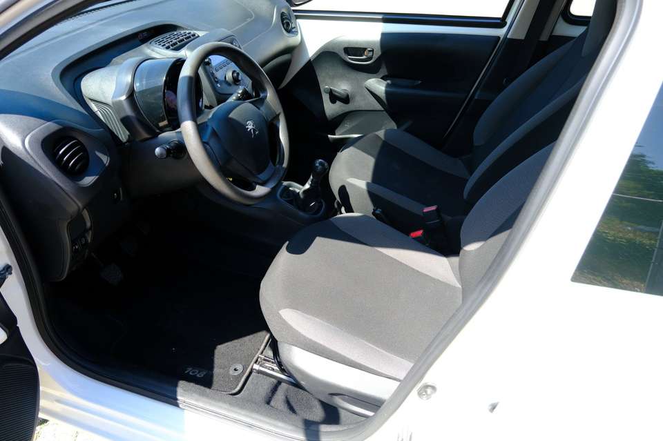 Car picture 2