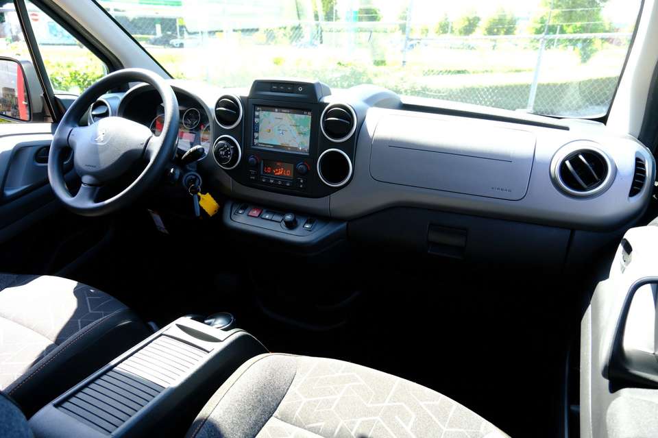 Car picture 5
