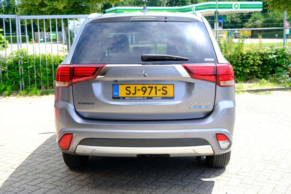 Car picture 9