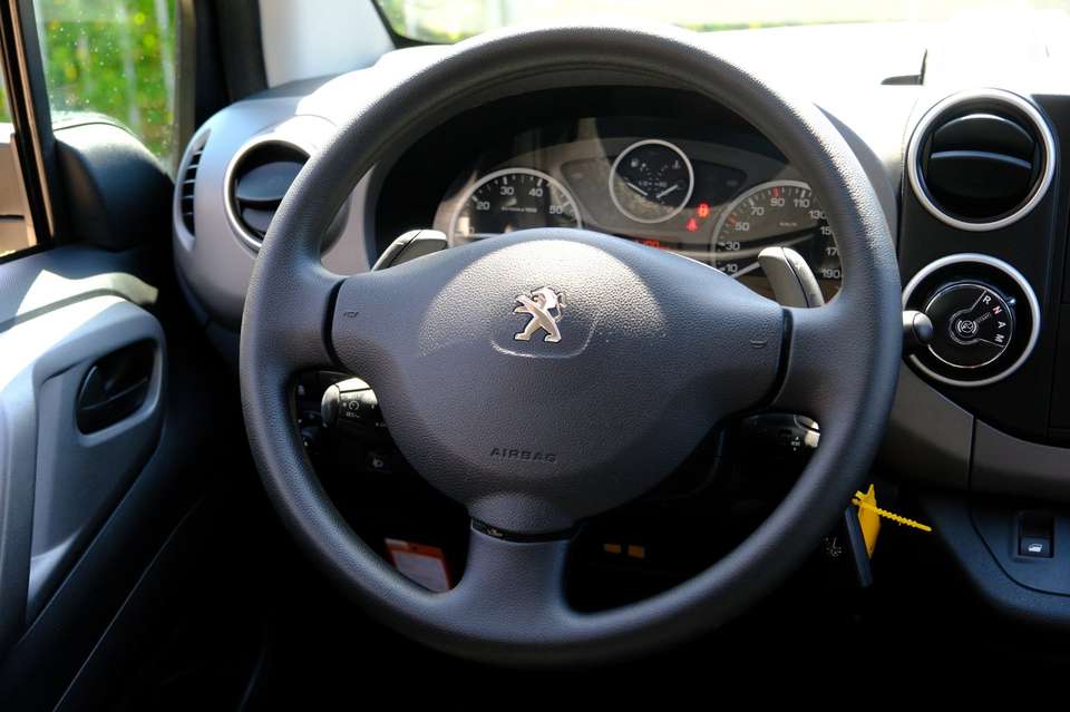 Car picture 6