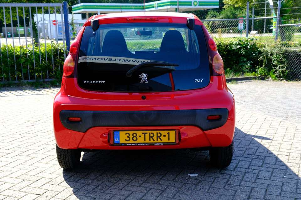 Peugeot 107 - Imagem 8