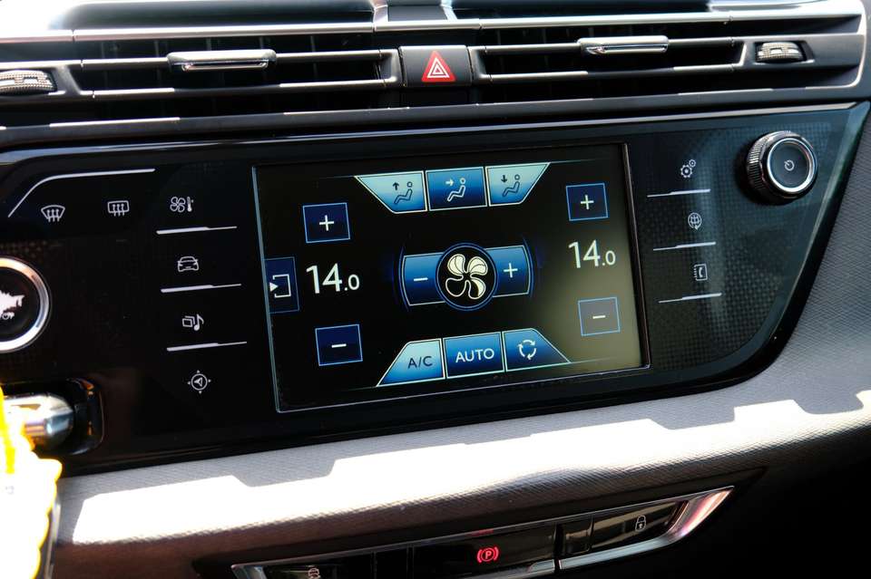 Car picture 16