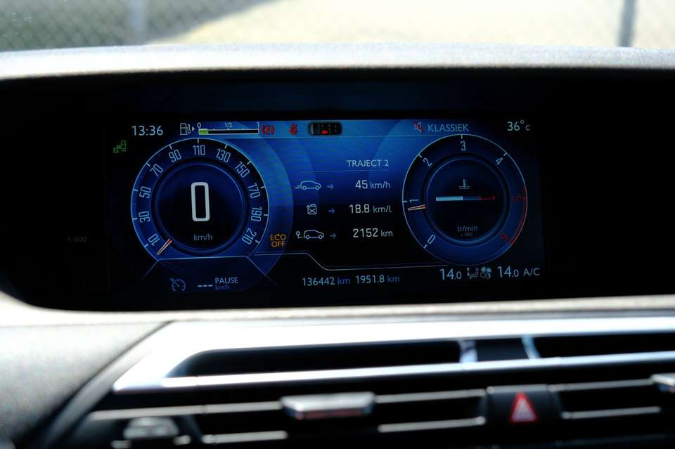 Car picture 19