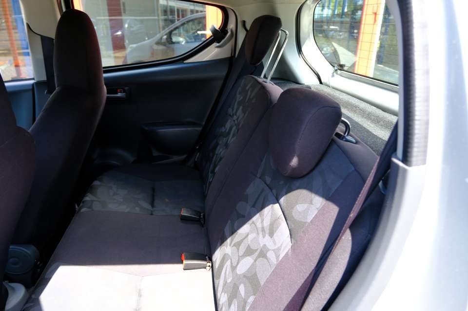 Car picture 19