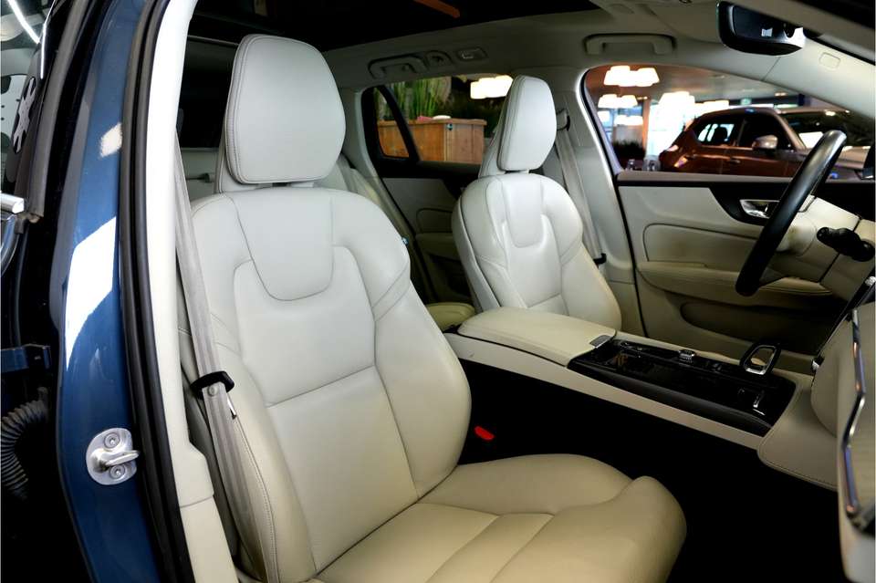 Car picture 16