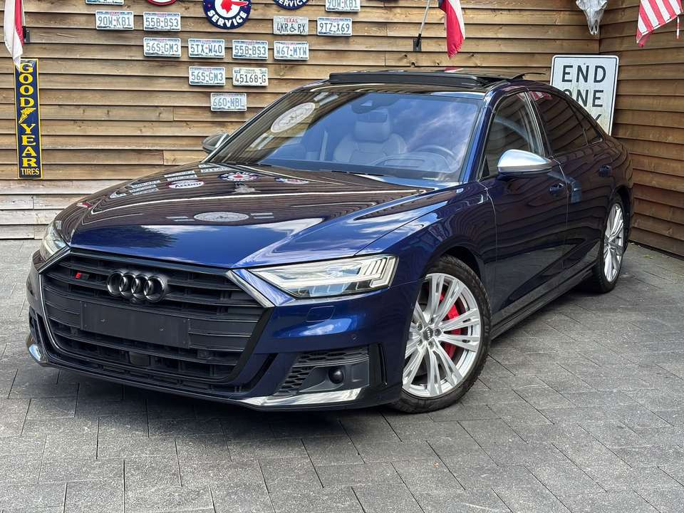 Audi S8 - Imagem 10