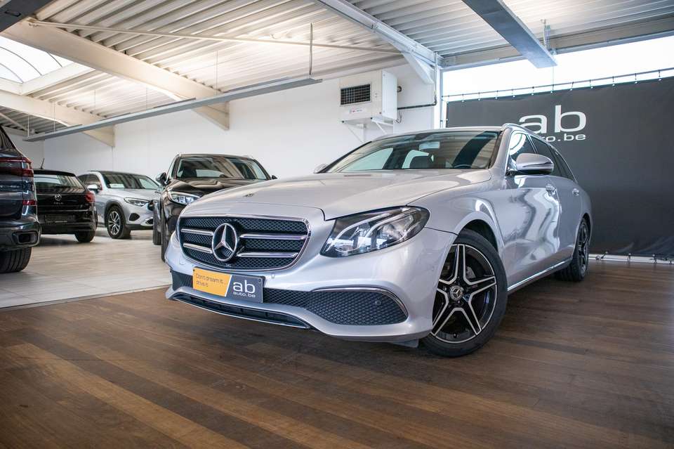 Mercedes-Benz E 200 - Imagem 1
