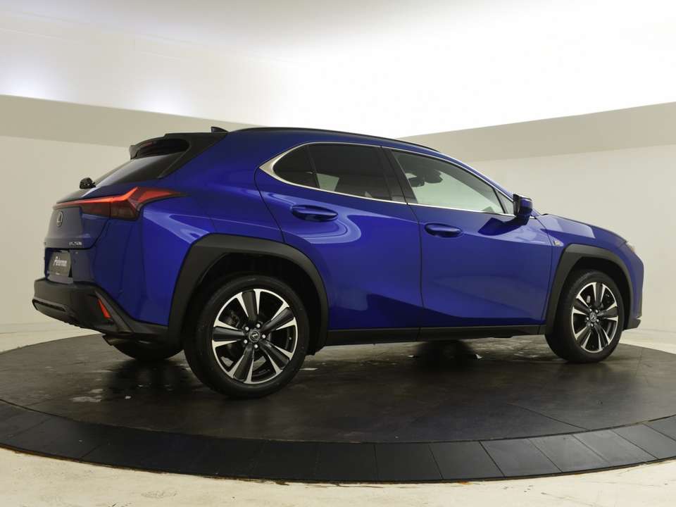 Lexus UX 250h - Imagem 2