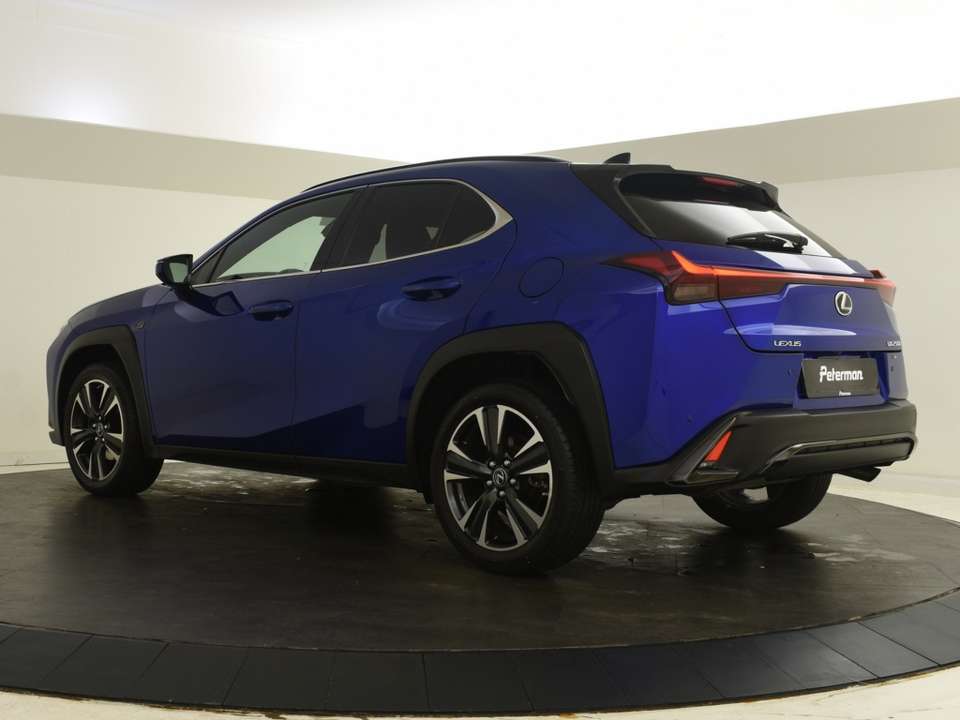 Lexus UX 250h - Imagem 6