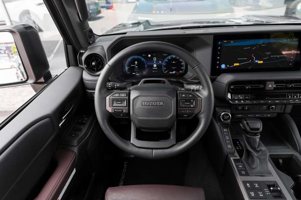 Toyota Land Cruiser - Imagem 5