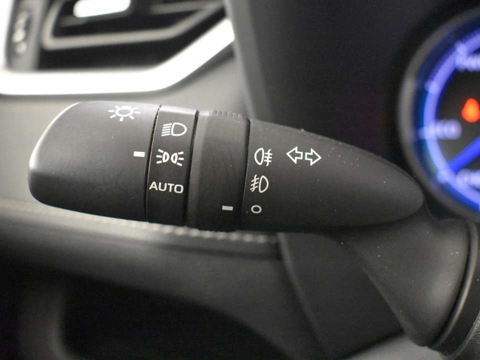 Toyota RAV 4 - Imagem 13