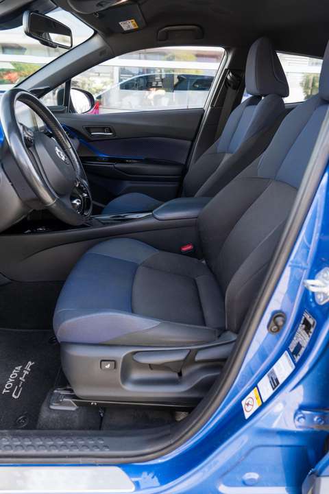 Toyota C-HR - Imagem 13