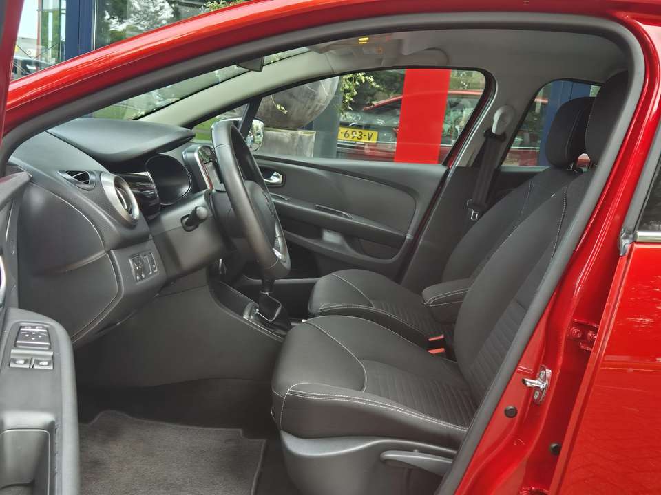 Renault Clio - Imagem 14