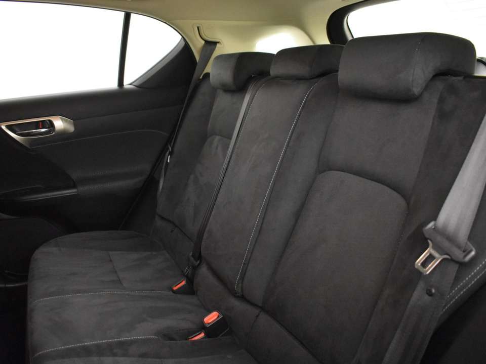Lexus CT 200h - Imagem 10