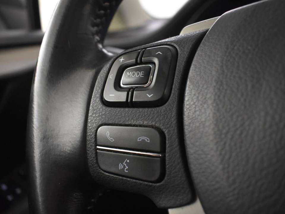 Lexus NX 300h - Imagem 12