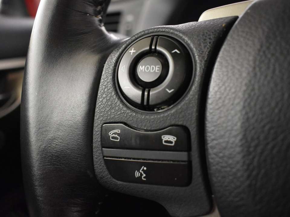 Lexus CT 200h - Imagem 12