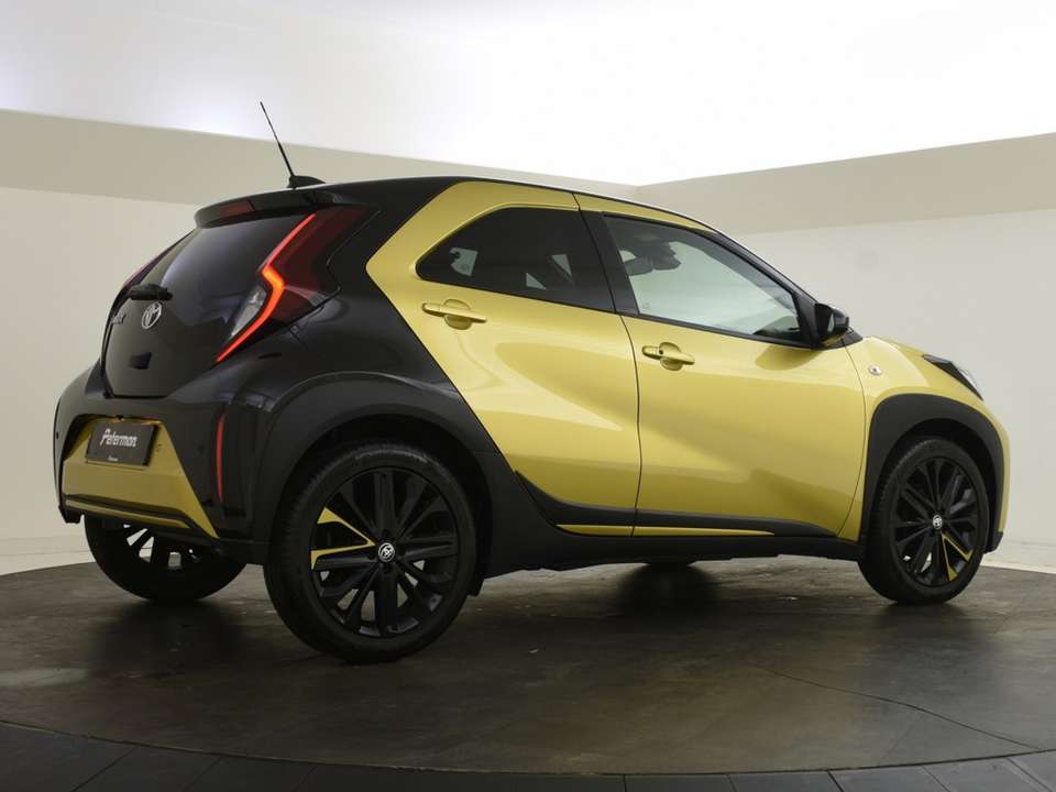 Toyota Aygo X - Imagem 2