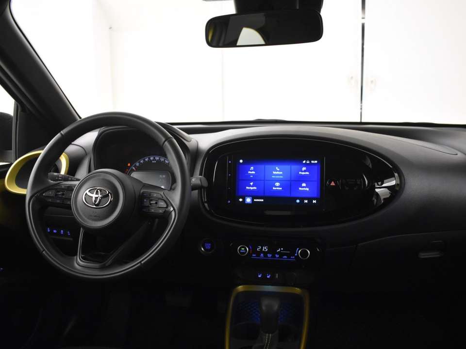 Toyota Aygo X - Imagem 4