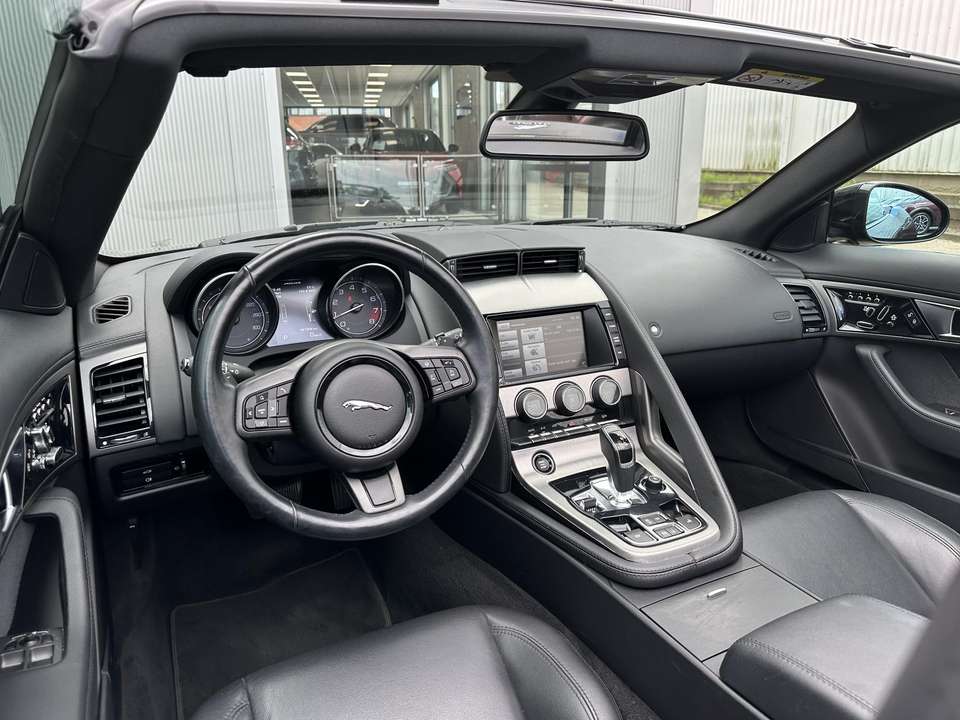 Jaguar F-Type - Imagem 3