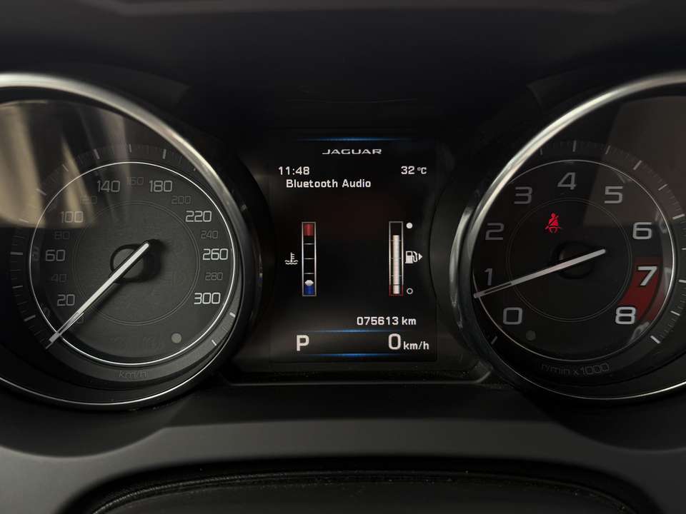 Jaguar F-Type - Imagem 4