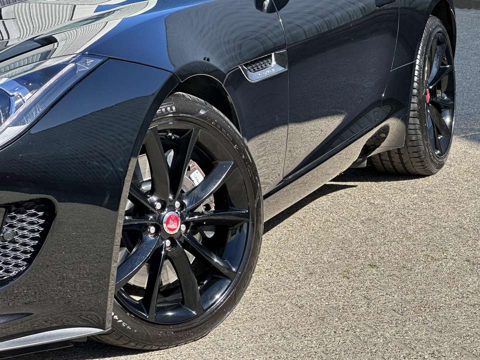 Jaguar F-Type - Imagem 5
