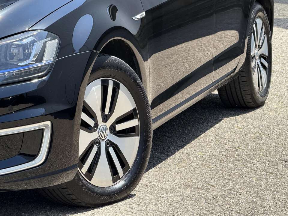 Volkswagen e-Golf - Imagem 7