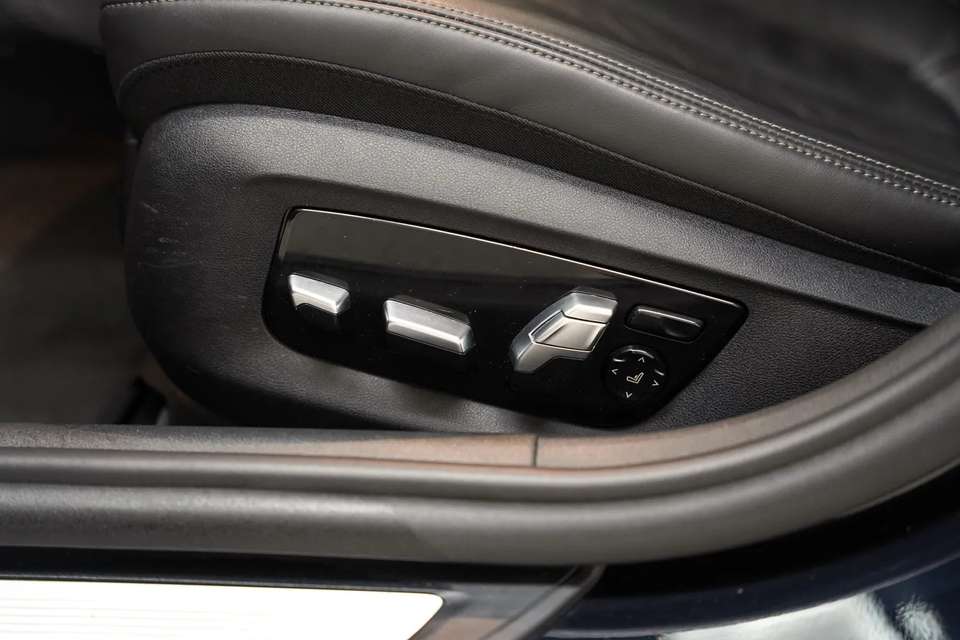 BMW 520 - Imagem 13