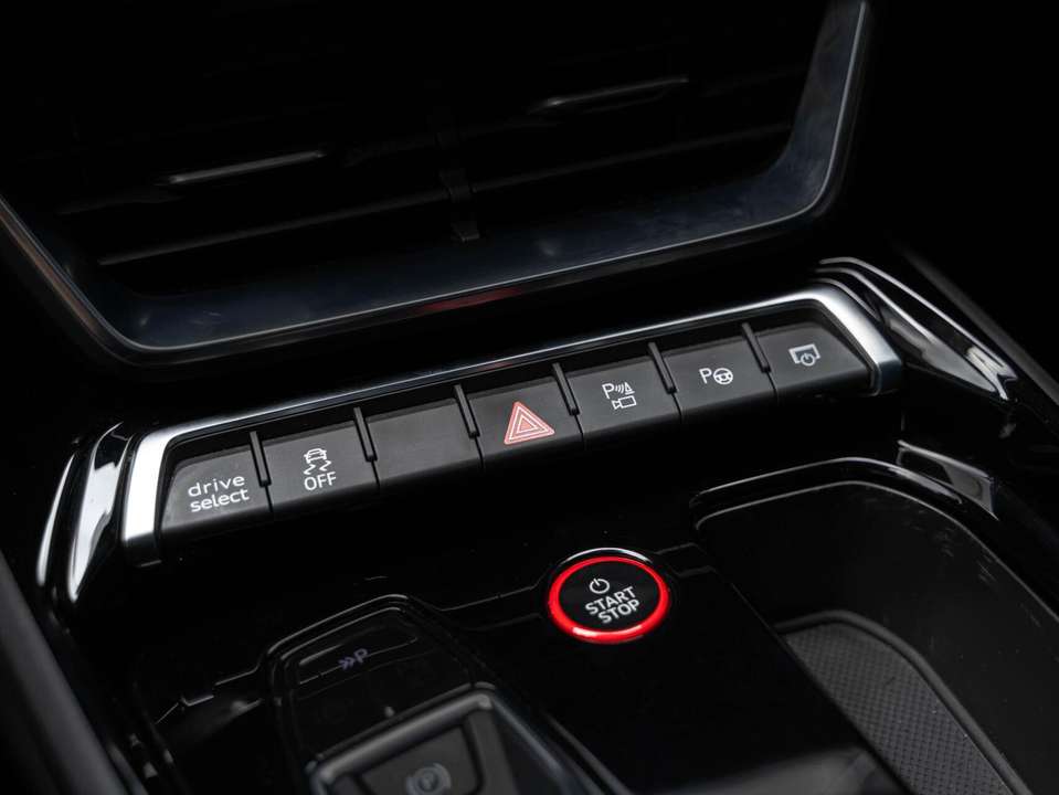 Audi e-tron GT - Imagem 17