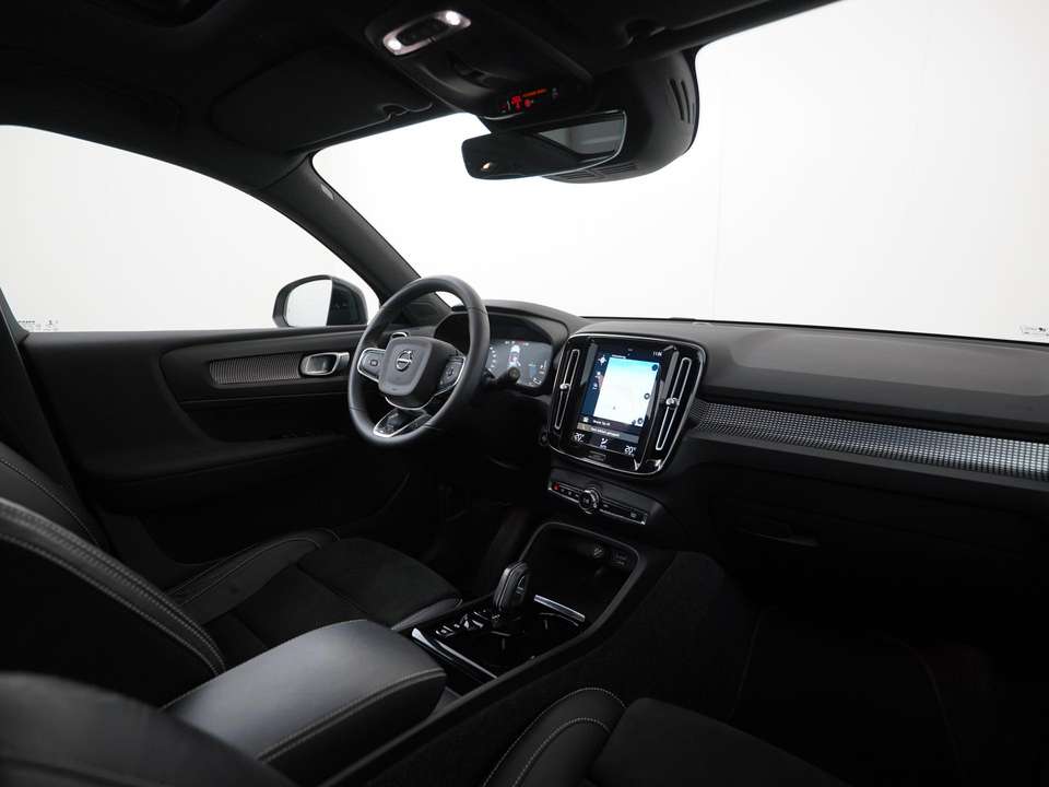 Volvo XC40 - Imagem 2
