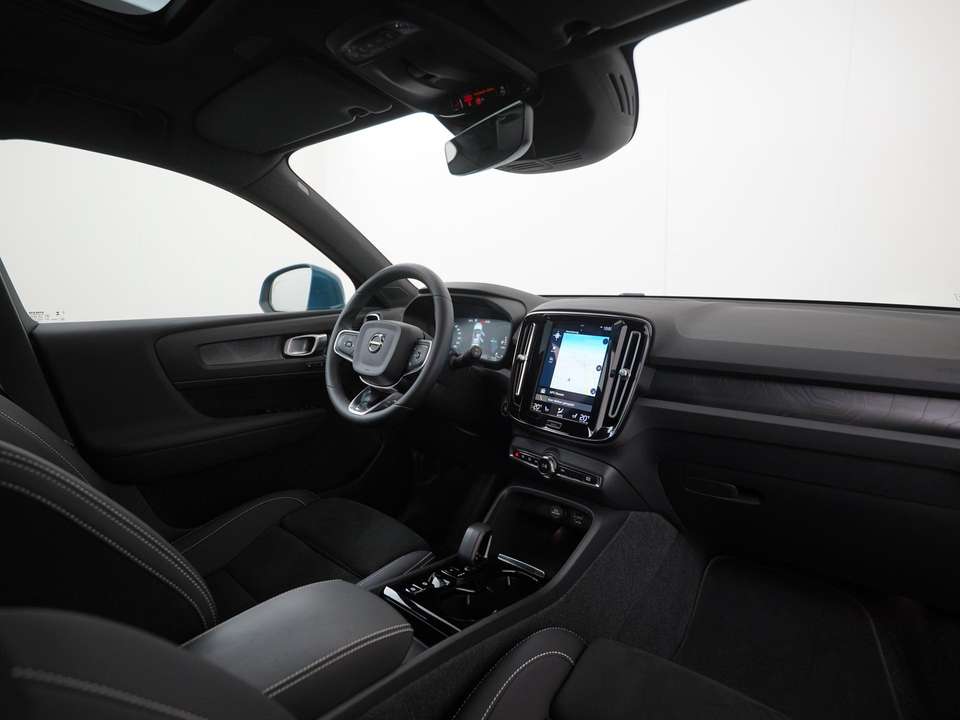 Volvo XC40 - Imagem 2