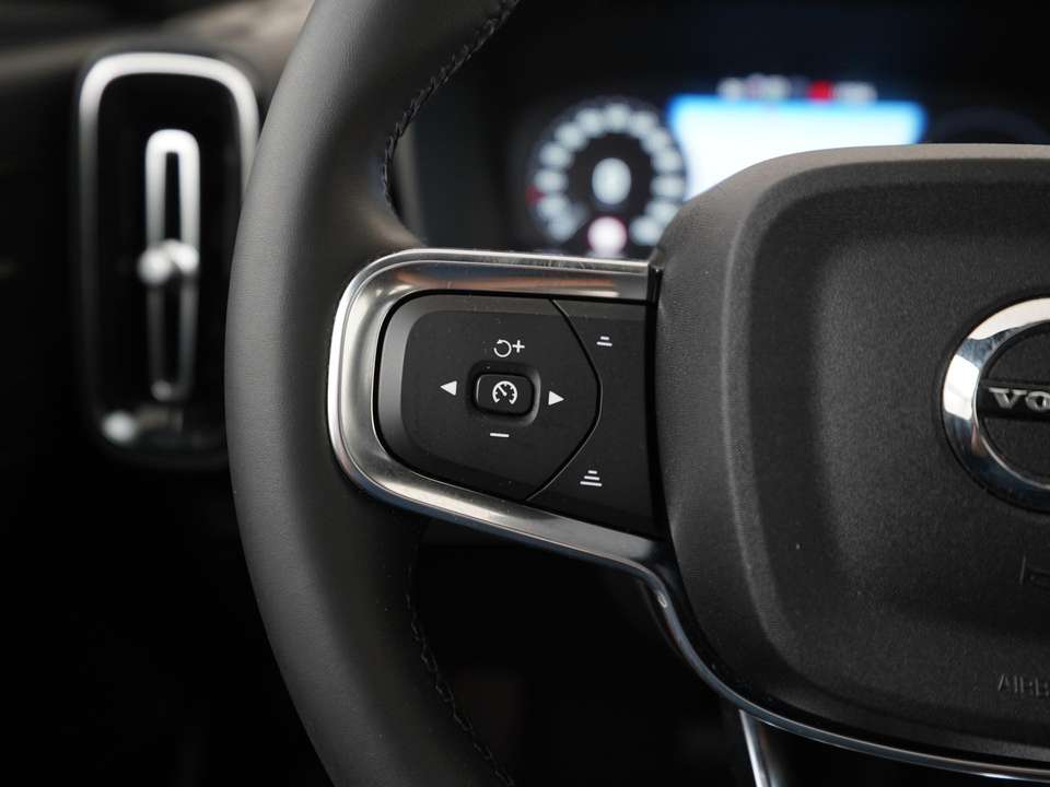 Volvo XC40 - Imagem 8
