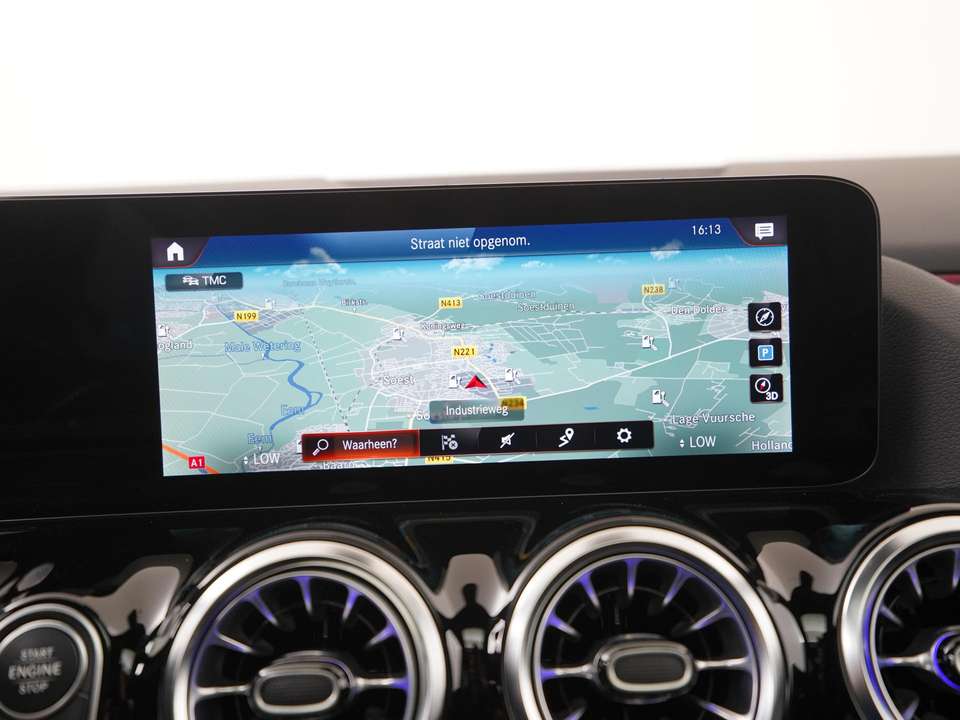 Mercedes-Benz GLA 250 - Imagem 13