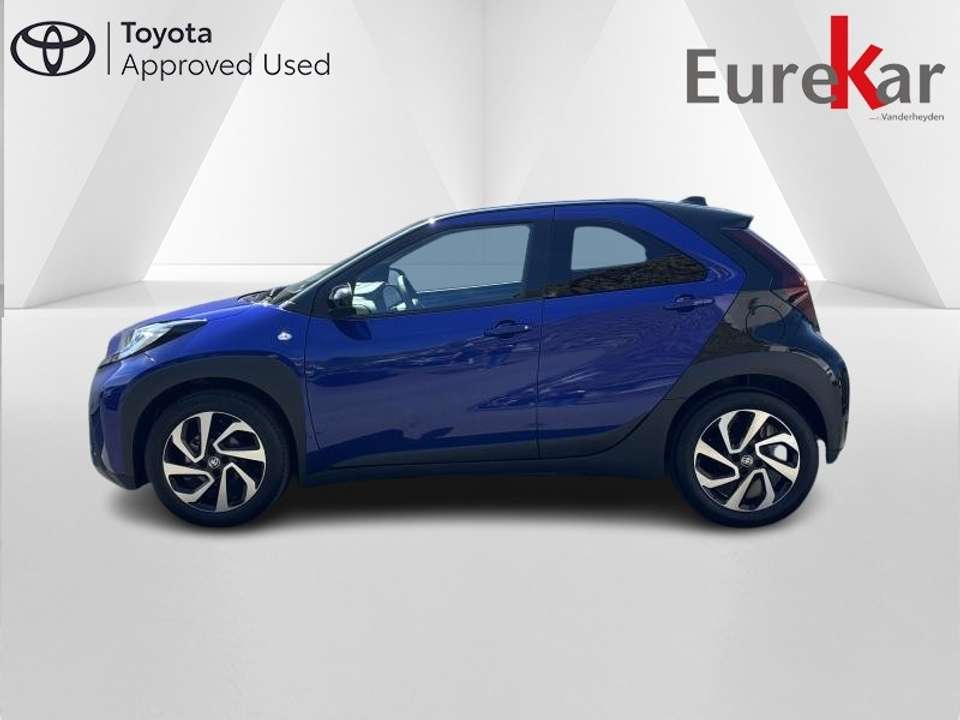 Toyota Aygo X - Imagem 2