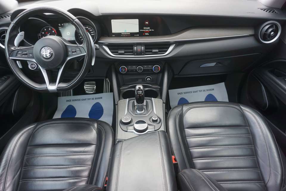 Alfa Romeo Stelvio - Imagem 5