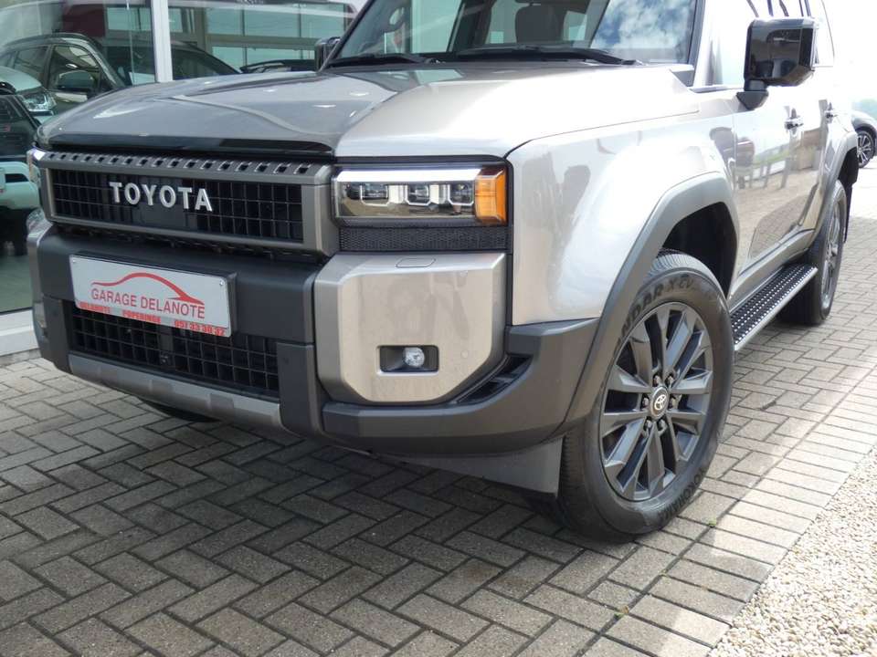 Toyota Land Cruiser - Imagem 2