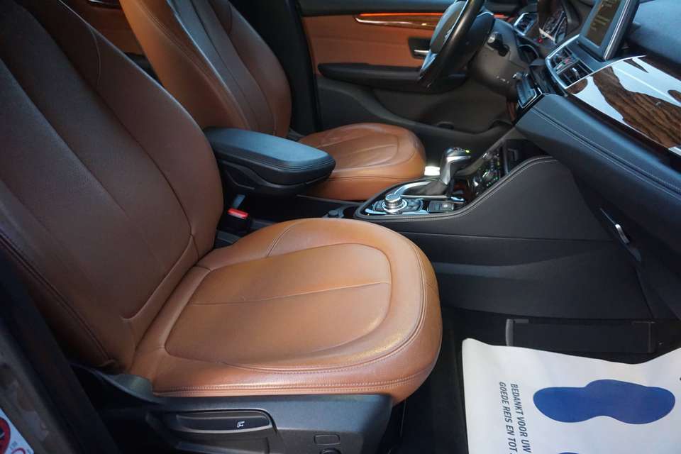 BMW 220 - Imagem 8