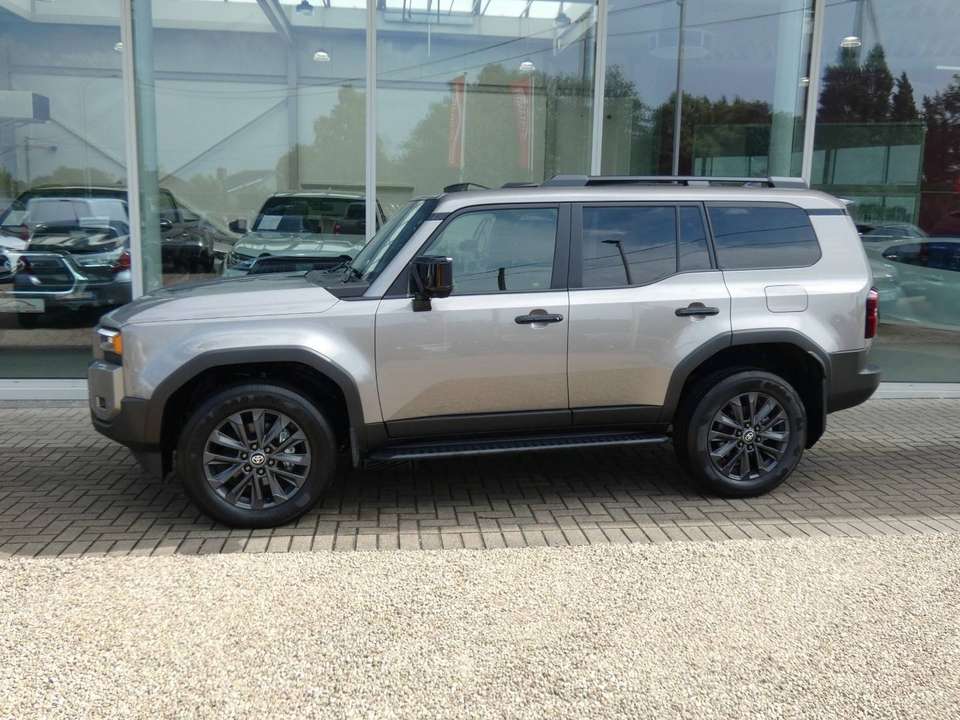 Toyota Land Cruiser - Imagem 4